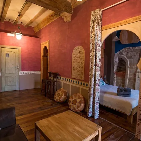 Domus Amabilis - Espai Gaeta Apartment *